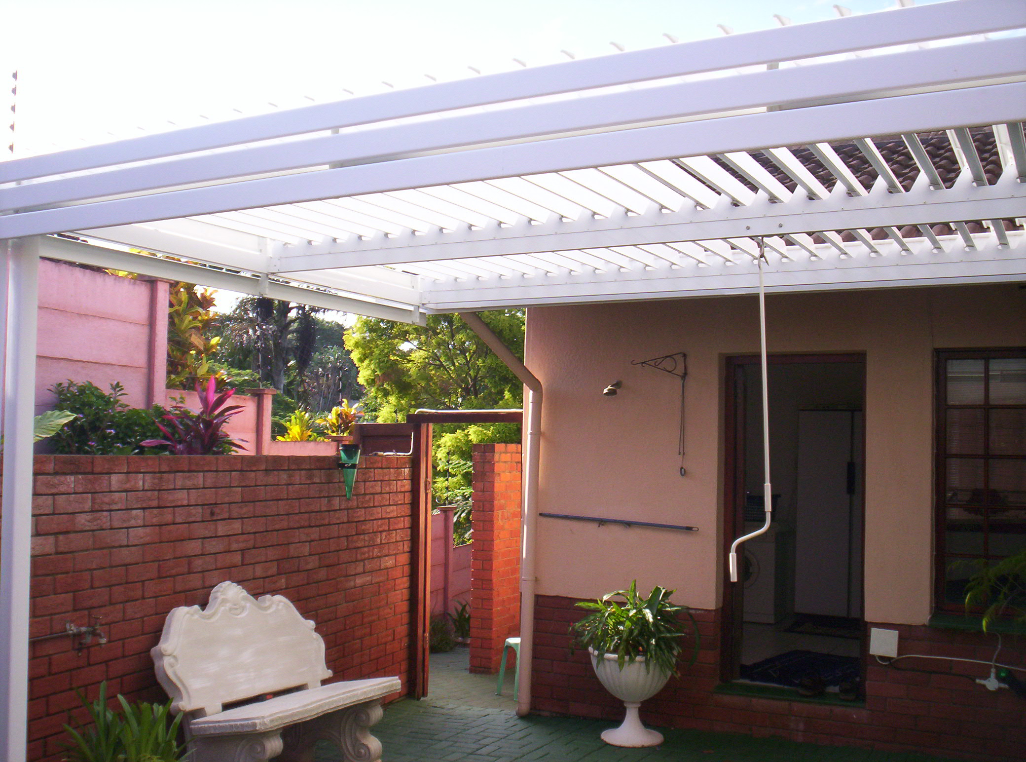 Aluminium Adjustable Louvre Awning Aluminium Adjustable Louvre Awning